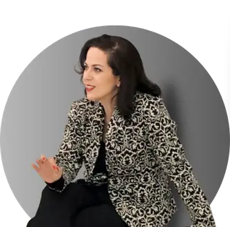 As Mainstage Moderator, Sabine Satzinger guides participants through the Leadership horizon